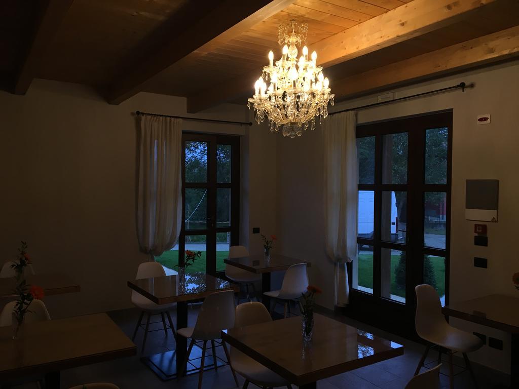 Agriturismo Da Mamma อัลบา ภายนอก รูปภาพ