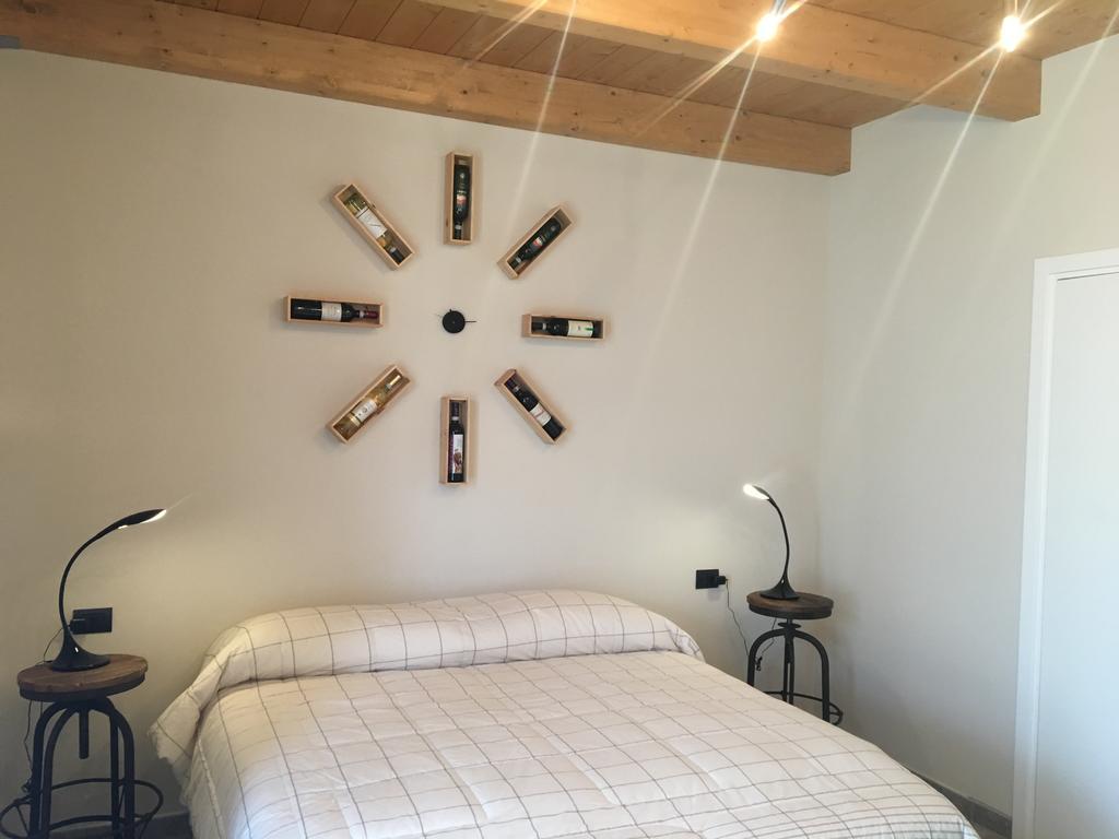 Agriturismo Da Mamma อัลบา ภายนอก รูปภาพ