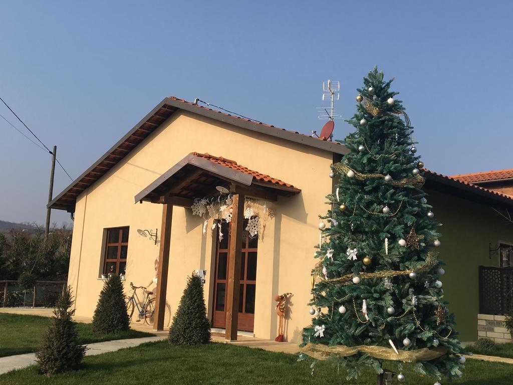 Agriturismo Da Mamma อัลบา ภายนอก รูปภาพ
