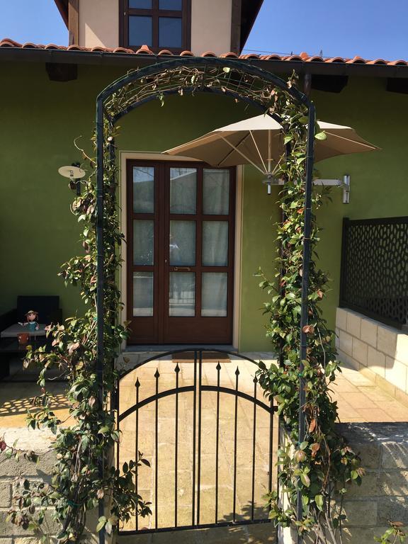 Agriturismo Da Mamma อัลบา ภายนอก รูปภาพ